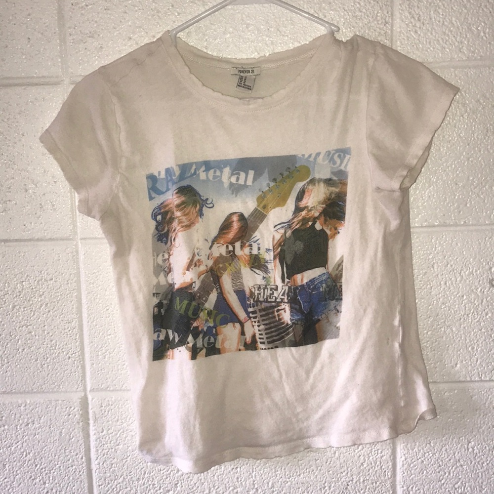 Graphic tee